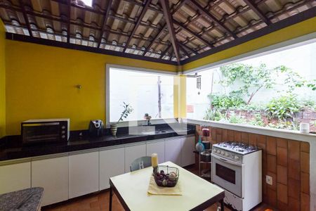 Casa à venda com 194m², 3 quartos e 2 vagasÁrea gourmet