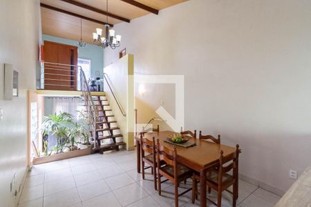 Casa à venda com 194m², 3 quartos e 2 vagasSala de Jantar