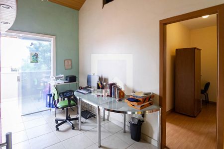 Sala 2 de casa à venda com 3 quartos, 194m² em Jardim Guanabara, Belo Horizonte