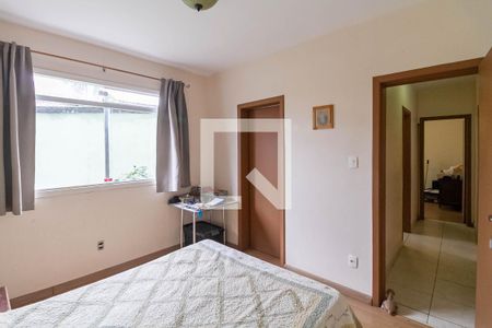 Casa à venda com 194m², 3 quartos e 2 vagasQuarto 1