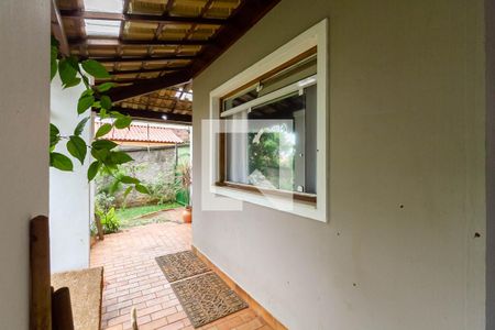 Casa à venda com 194m², 3 quartos e 2 vagasEntrada