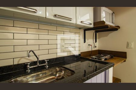 Studio à venda com 220m², 1 quarto e 3 vagas Studio à venda com 220m², 1 quarto e 3 vagasDetalhe da cozinha