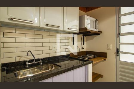 Studio à venda com 220m², 1 quarto e 3 vagas Studio à venda com 220m², 1 quarto e 3 vagasCozinha