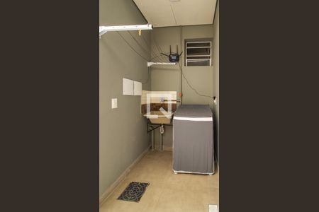 Studio à venda com 220m², 1 quarto e 3 vagas Studio à venda com 220m², 1 quarto e 3 vagasÁrea de Serviço