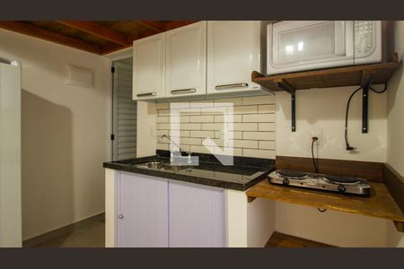 Studio à venda com 220m², 1 quarto e 3 vagas Studio à venda com 220m², 1 quarto e 3 vagasCozinha