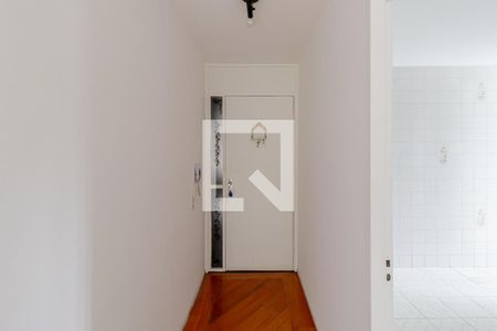 Entrada de apartamento à venda com 2 quartos, 62m² em Jardim Santa Emília, São Paulo