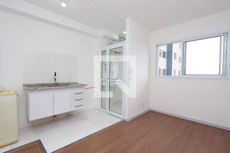 Sala de apartamento à venda com 2 quartos, 34m² em Vila Tolstoi, São Paulo