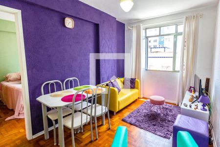 Sala de apartamento para alugar com 1 quarto, 40m² em Guilhermina, Praia Grande