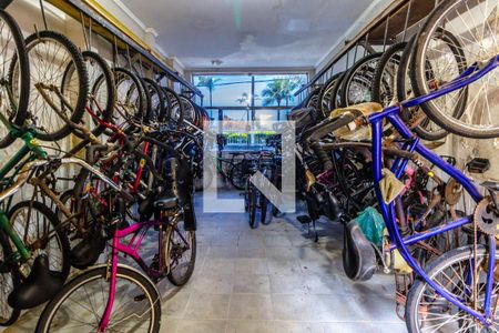 Apartamento para alugar com 40m², 1 quarto e 1 vaga Apartamento para alugar com 40m², 1 quarto e 1 vagaÁrea comum - Bicicletário