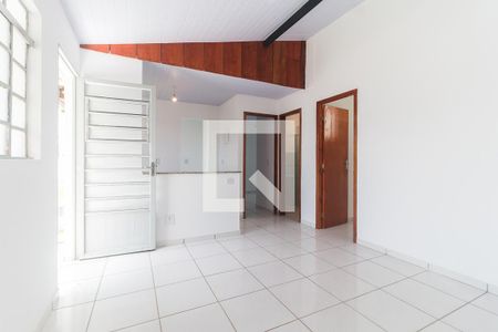 Sala de casa para alugar com 2 quartos, 56m² em Vila Suissa, Mogi das Cruzes