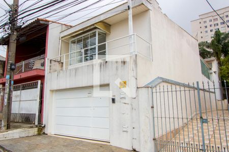 Casa à venda com 205m², 2 quartos e 2 vagasFachada