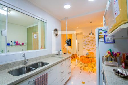 Casa à venda com 205m², 2 quartos e 2 vagasCozinha