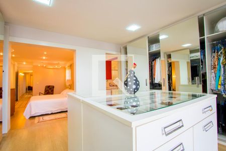 Casa à venda com 205m², 2 quartos e 2 vagasCloset do quarto 1