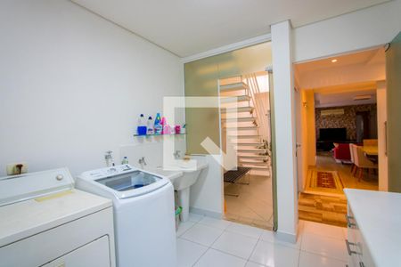 Casa à venda com 205m², 2 quartos e 2 vagasÁrea de serviço