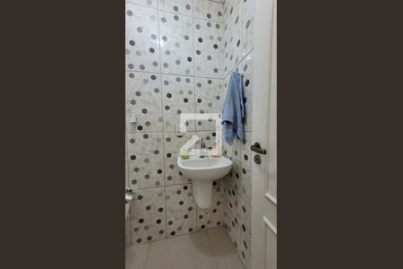 Casa à venda com 350m², 4 quartos e 3 vagasLavabo