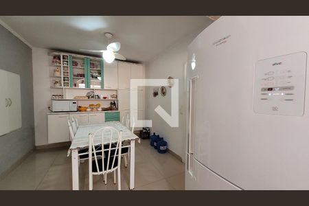 Casa à venda com 350m², 4 quartos e 3 vagasCozinha