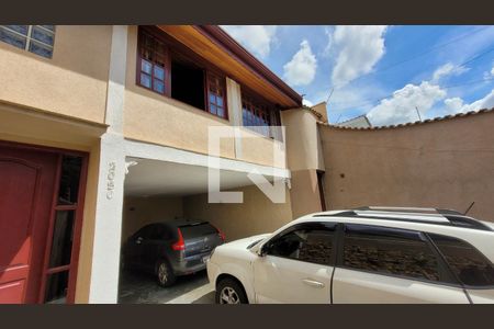 Casa à venda com 350m², 4 quartos e 3 vagasGaragem