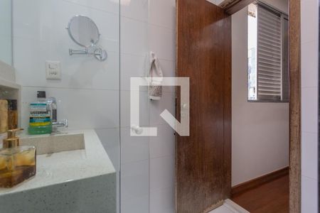 Apartamento à venda com 190m², 3 quartos e 5 vagas Apartamento à venda com 190m², 3 quartos e 5 vagasBanheiro da Suíte