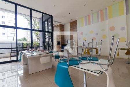 Apartamento para alugar com 80m², 2 quartos e 1 vagaÁrea comum - Salão de festas
