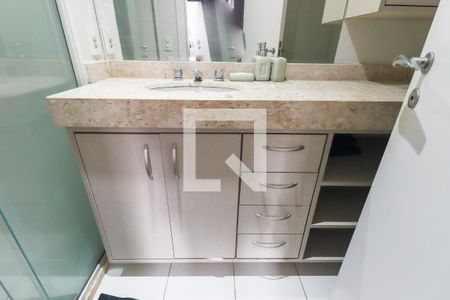 Apartamento para alugar com 80m², 2 quartos e 1 vagaBanheiro da Suite