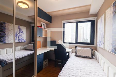 Quarto 1 de apartamento para alugar com 2 quartos, 80m² em Cristo Rei, Curitiba