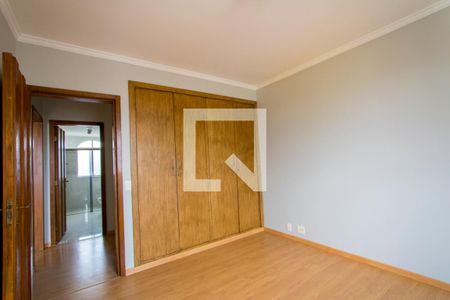 Apartamento à venda com 400m², 3 quartos e 3 vagasQuarto 2