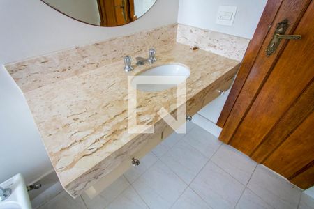 Apartamento à venda com 400m², 3 quartos e 3 vagasBanheiro social 1