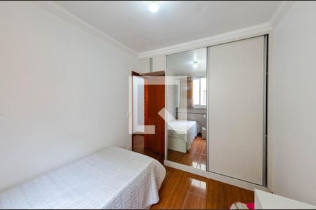Quarto 1 de apartamento à venda com 2 quartos, 54m² em Estrela do Oriente, Belo Horizonte
