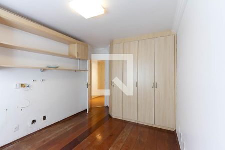 Apartamento à venda com 189m², 4 quartos e 3 vagasQuarto 4