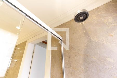 Apartamento à venda com 189m², 4 quartos e 3 vagasBanheiro da Suite 2