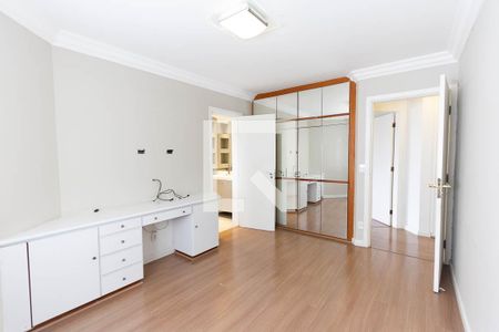 Apartamento à venda com 189m², 4 quartos e 3 vagasSuite 2