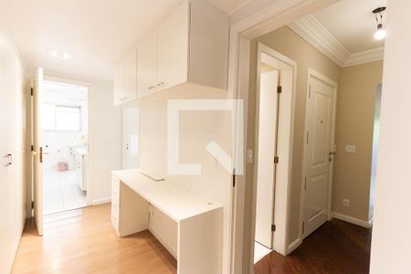 Apartamento à venda com 189m², 4 quartos e 3 vagasEscritório