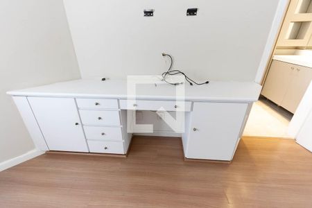 Apartamento à venda com 189m², 4 quartos e 3 vagasSuite 2