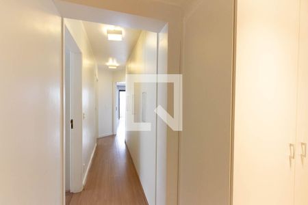 Apartamento à venda com 189m², 4 quartos e 3 vagasCorredor