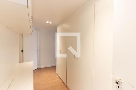 Apartamento à venda com 189m², 4 quartos e 3 vagasEscritório