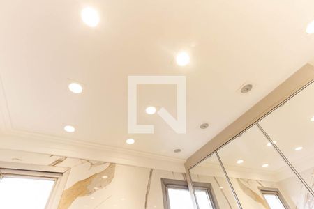 Apartamento à venda com 189m², 4 quartos e 3 vagasBanheiro da Suite Principal