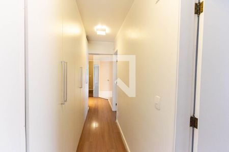 Apartamento à venda com 189m², 4 quartos e 3 vagasCorredor