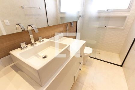 Apartamento à venda com 189m², 4 quartos e 3 vagasBanheiro da Suite 3