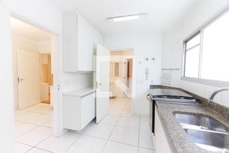 Apartamento à venda com 189m², 4 quartos e 3 vagasCozinha