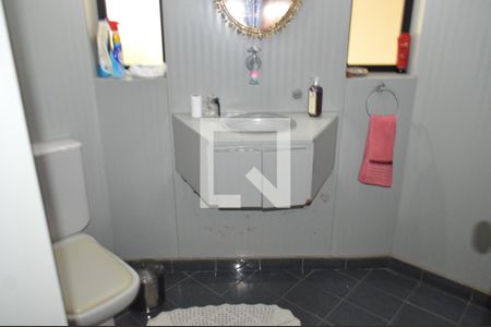 Casa à venda com 450m², 4 quartos e 3 vagasLavabo