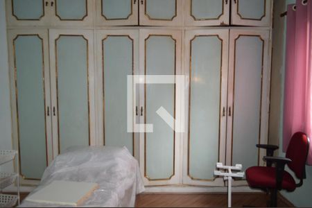 Casa à venda com 450m², 4 quartos e 3 vagasQuarto 1