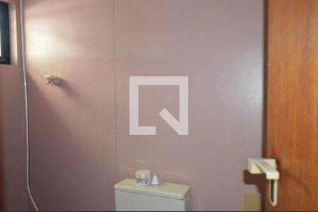 Casa à venda com 450m², 4 quartos e 3 vagasBanheiro da Suíte