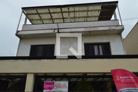 Casa à venda com 450m², 4 quartos e 3 vagasFachada