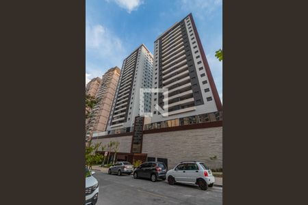 Apartamento para alugar com 88m², 3 quartos e 2 vagas Apartamento para alugar com 88m², 3 quartos e 2 vagasFachada