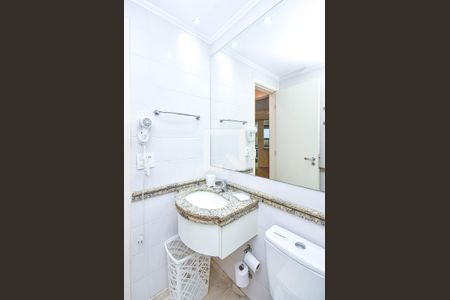 Apartamento à venda com 60m², 1 quarto e 2 vagasBanheiro Social