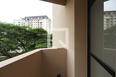 Varanda Quarto de apartamento para alugar com 1 quarto, 35m² em Indianópolis, São Paulo
