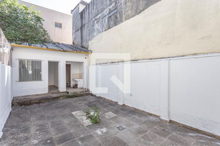 Casa à venda com 100m², 3 quartos e 1 vaga Casa à venda com 100m², 3 quartos e 1 vagaQuintal