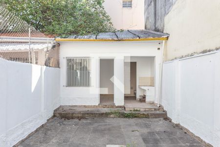 Casa à venda com 100m², 3 quartos e 1 vaga Casa à venda com 100m², 3 quartos e 1 vagaQuintal