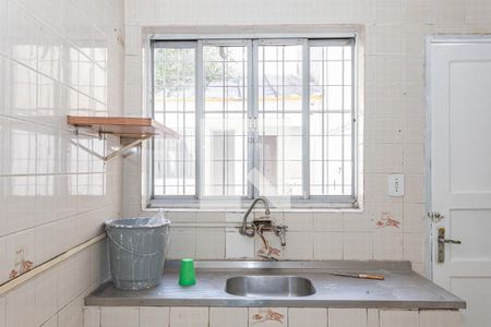 Casa à venda com 100m², 3 quartos e 1 vaga Casa à venda com 100m², 3 quartos e 1 vagaCozinha