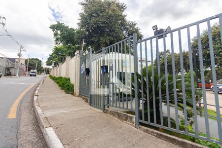 Apartamento para alugar com 67m², 3 quartos e 1 vaga Apartamento para alugar com 67m², 3 quartos e 1 vagaFachada